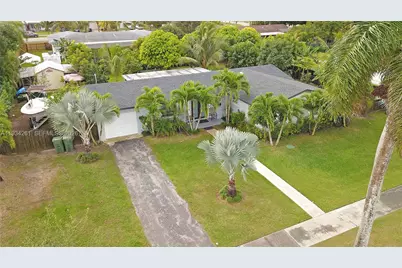 514 NW 21st St, Homestead, FL 33030 - Photo 1