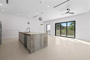 1319 NE 13th Ave, Fort Lauderdale, FL 33304 - Photo 9