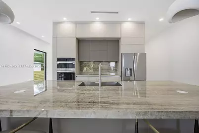 1319 NE 13th Ave, Fort Lauderdale, FL 33304 - Photo 23