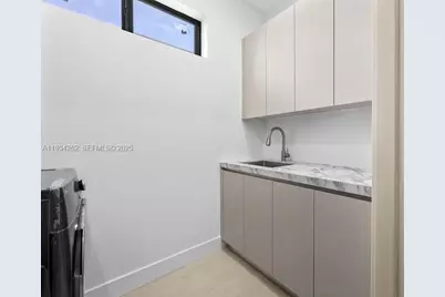 1319 NE 13th Ave, Fort Lauderdale, FL 33304 - Photo 25