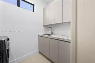 1319 NE 13th Ave, Fort Lauderdale, FL 33304 - Photo 25