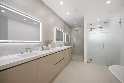 1319 NE 13th Ave, Fort Lauderdale, FL 33304 - Photo 27