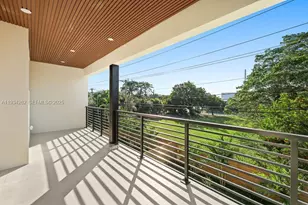 1319 NE 13th Ave, Fort Lauderdale, FL 33304 - Photo 21