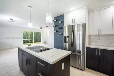 19313 NW 11th St, Pembroke Pines, FL 33029 - Photo 5