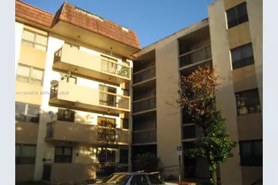 1121 SW 122 Av #314, Miami, FL 33184 - Photo 1