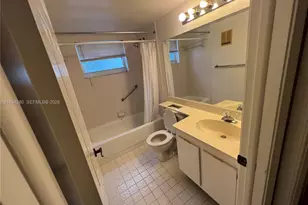 10369 NW 24th Pl, Sunrise, FL 33322 - Photo 9