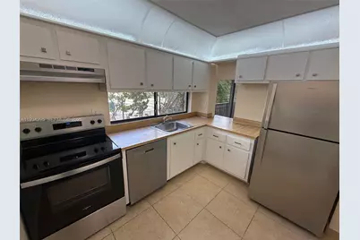 16919 N Bay Rd #204, Sunny Isles Beach, FL 33160 - Photo 21