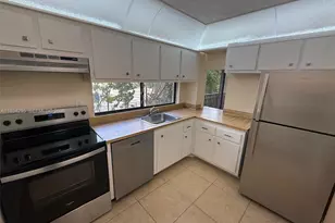 16919 N Bay Rd, Sunny Isles Beach, FL 33160 - Photo 21