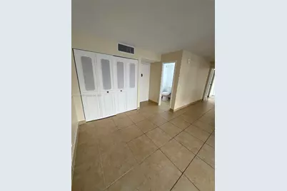 16919 N Bay Rd #204, Sunny Isles Beach, FL 33160 - Photo 13