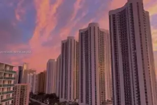 16919 N Bay Rd, Sunny Isles Beach, FL 33160 - Photo 31