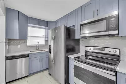 4760 W Lucerne Lakes Blvd W #408, Lake Worth, FL 33467 - Photo 3