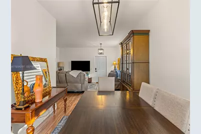 1433 Presidio Dr, Weston, FL 33327 - Photo 7