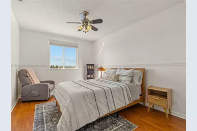 1433 Presidio Dr, Weston, FL 33327 - Photo 25