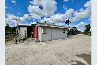 32800 SW 202nd Ave, Homestead, FL 33034 - Photo 9