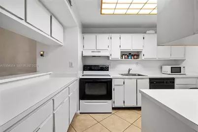 20741 NE 4th Ct #207, Miami, FL 33179 - Photo 3