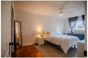 677 NE 24th St, Miami, FL 33137 - Photo 15