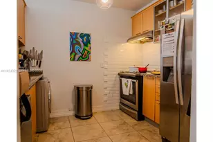 677 NE 24th St, Miami, FL 33137 - Photo 9