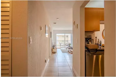 677 NE 24th St #604, Miami, FL 33137 - Photo 5