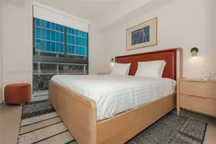 11 NE 6th St, Miami, FL 33132 - Photo 31