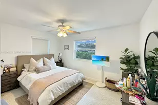 640 SW 6th St, Hallandale Beach, FL 33009 - Photo 7