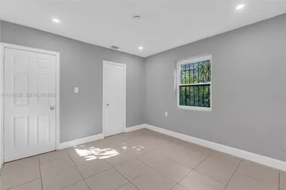 6940 NW 6th Ct, Miami, FL 33150 - Photo 23