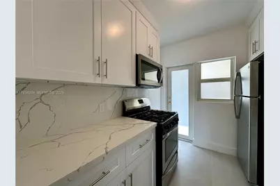 955 Bay Dr #1, Miami Beach, FL 33141 - Photo 7