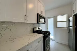 955 Bay Dr, Miami Beach, FL 33141 - Photo 7