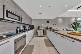 400 Sunny Isles Blvd, Sunny Isles Beach, FL 33160 - Photo 11