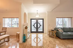 8235 NW 157th Terrace, Miami Lakes, FL 33016 - Photo 3