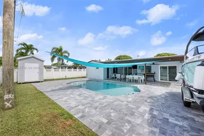 559 NW 70th Way, Margate, FL 33063 - Photo 33