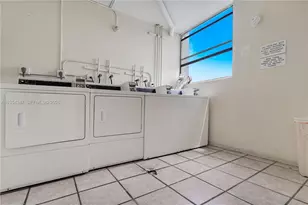 2501 Riverside Dr, Coral Springs, FL 33065 - Photo 19