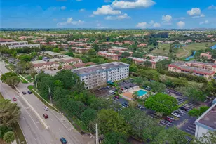 2501 Riverside Dr, Coral Springs, FL 33065 - Photo 25