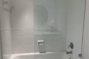 900 Bay Dr, Miami Beach, FL 33141 - Photo 15