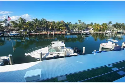 2185 NE 123rd St #204, North Miami, FL 33181 - Photo 11