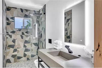 4708 Alton Rd, Miami Beach, FL 33140 - Photo 13