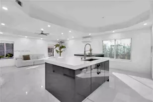 15721 NW 79th Ct, Miami Lakes, FL 33016 - Photo 41