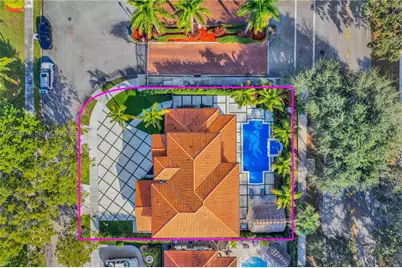 15721 NW 79th Ct, Miami Lakes, FL 33016 - Photo 5