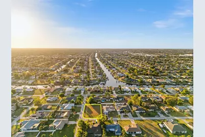 1236 SE 21st Place, Cape Coral, FL 33990 - Photo 11