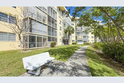 2930 Point East Dr #E601, Aventura, FL 33160 - Photo 35