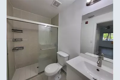 7200 NW 114th Ave #112, Doral, FL 33178 - Photo 9