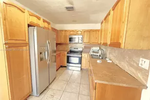 15410 NW 29th Ct, Miami, FL 33180 - Photo 7