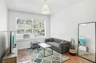 842 Meridian Ave, Miami Beach, FL 33139 - Photo 1