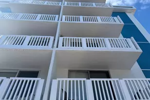 910 Michigan Ave, Miami Beach, FL 33139 - Photo 1