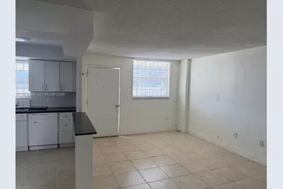 910 Michigan Ave #305, Miami Beach, FL 33139 - Photo 3