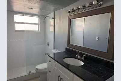 910 Michigan Ave #305, Miami Beach, FL 33139 - Photo 5