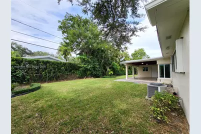 825 Cremona Ave, Coral Gables, FL 33146 - Photo 47