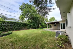 825 Cremona Ave, Coral Gables, FL 33146 - Photo 47