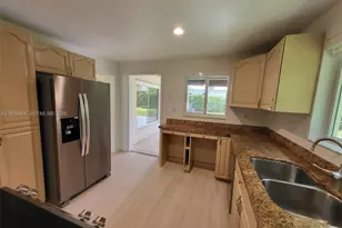 825 Cremona Ave, Coral Gables, FL 33146 - Photo 27