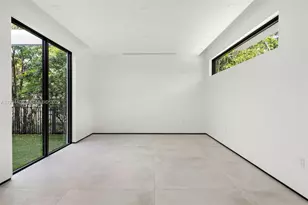 2096 Alamanda Dr, North Miami, FL 33181 - Photo 3