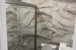 1021 NW 25th Way, Fort Lauderdale, FL 33311 - Photo 5